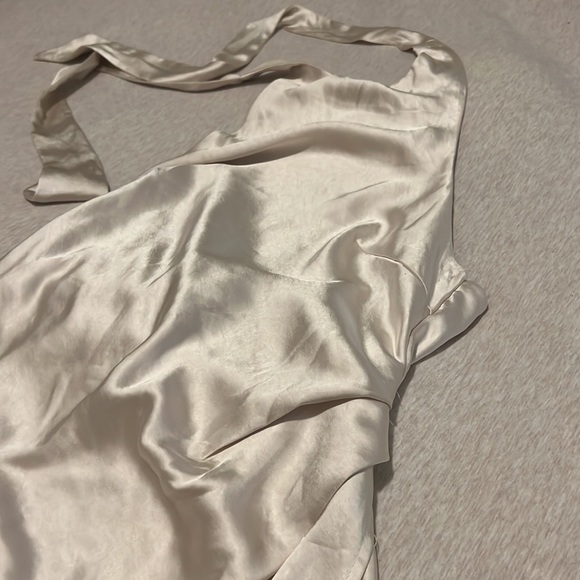 Selfie Leslie Oyster Halter Mini Dress 🦪 - Picture 12 of 14